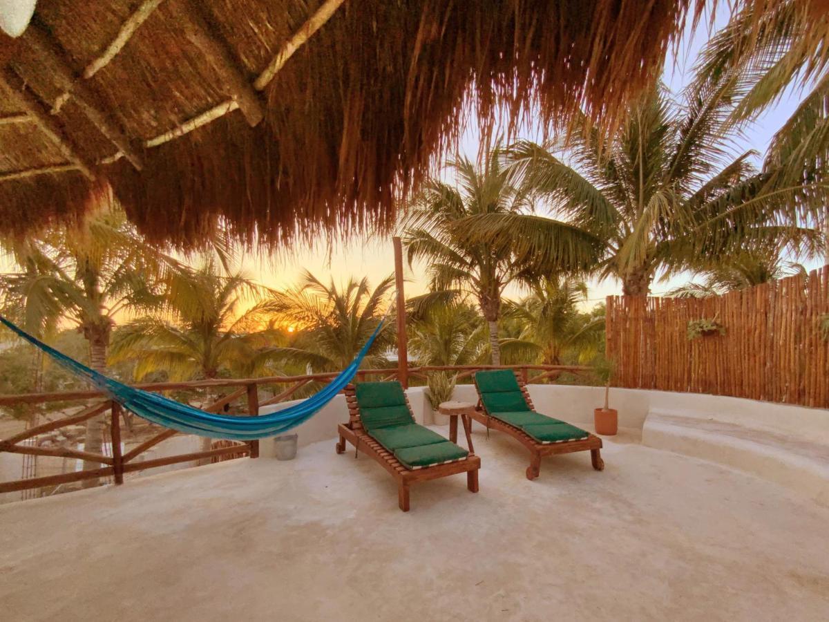 Вилла Casa Cacahuate Holbox-Casa Entera Con Jardin-Whole House With Garden Экстерьер фото