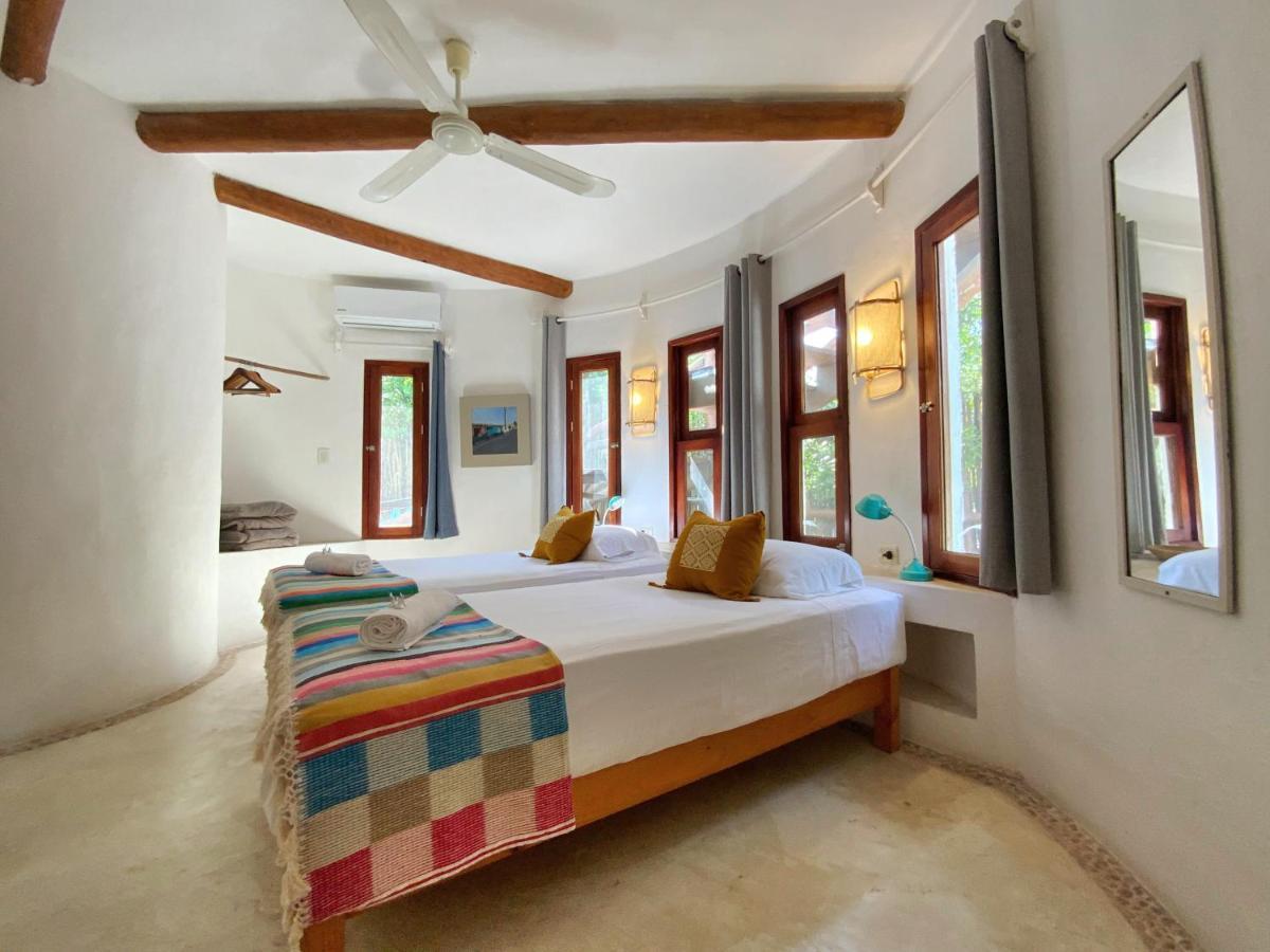 Вилла Casa Cacahuate Holbox-Casa Entera Con Jardin-Whole House With Garden Экстерьер фото